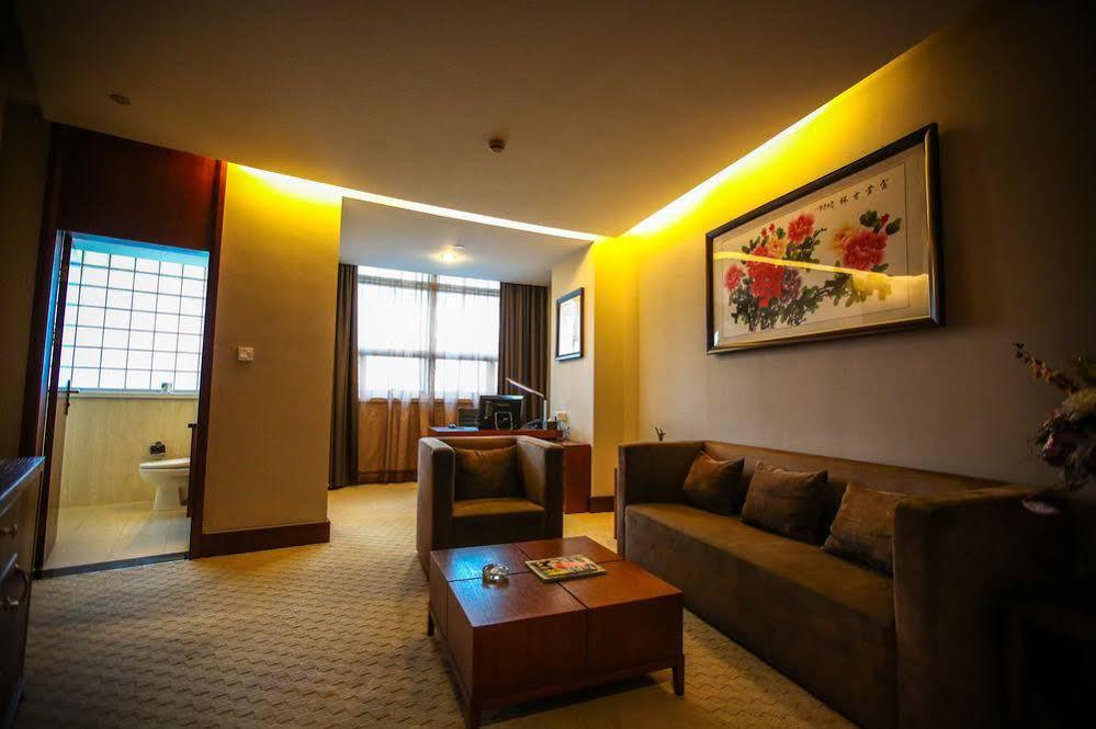 Noble Center Hotel Шанхай Екстер'єр фото